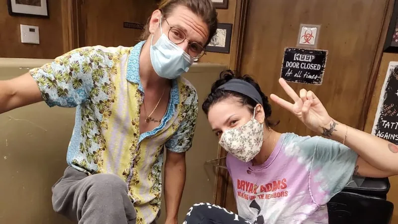 Helsi türk sevgilisindən ayrıldı