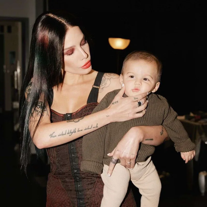 Helsi türk sevgilisindən ayrıldı