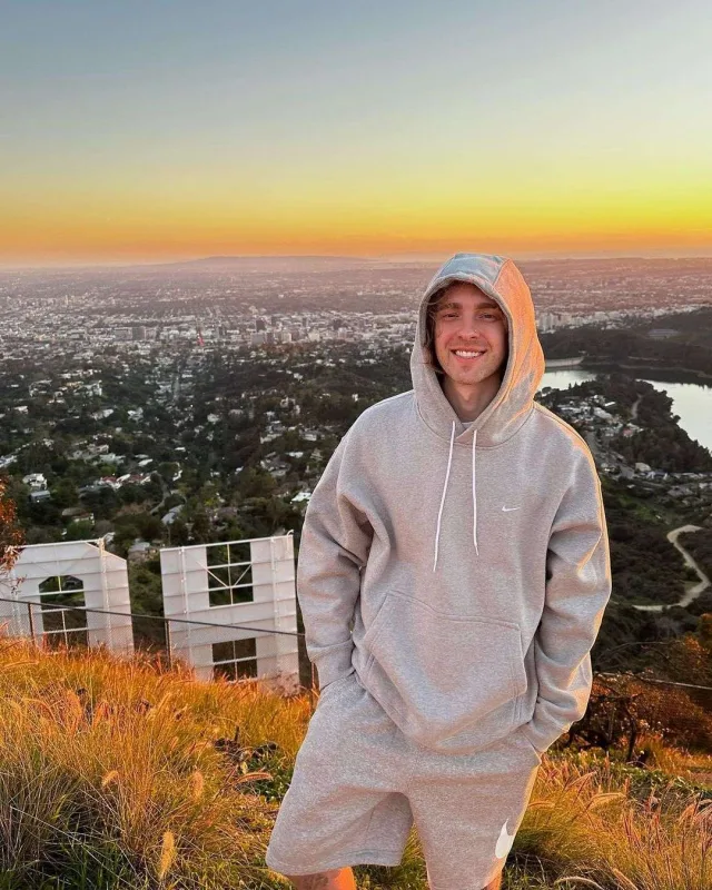 Yeqor Krid evlilik şayiələrinə son qoydu