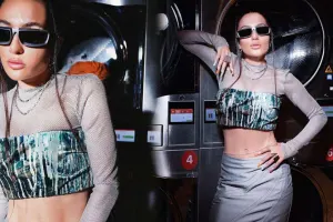 Dilarənin camaşırxanada fotosessiyası...