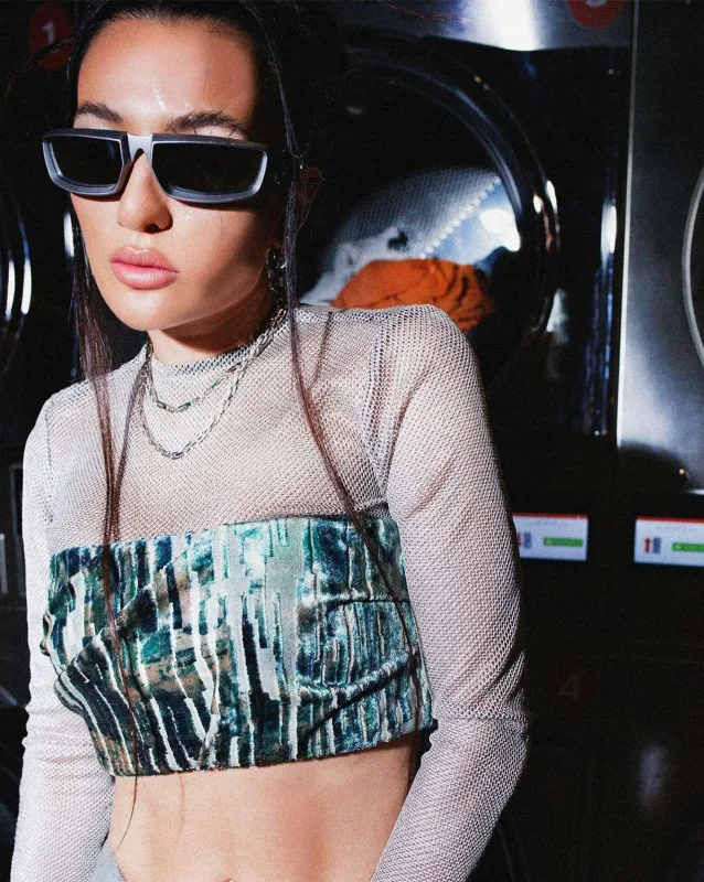 Dilarənin camaşırxanada fotosessiyası...