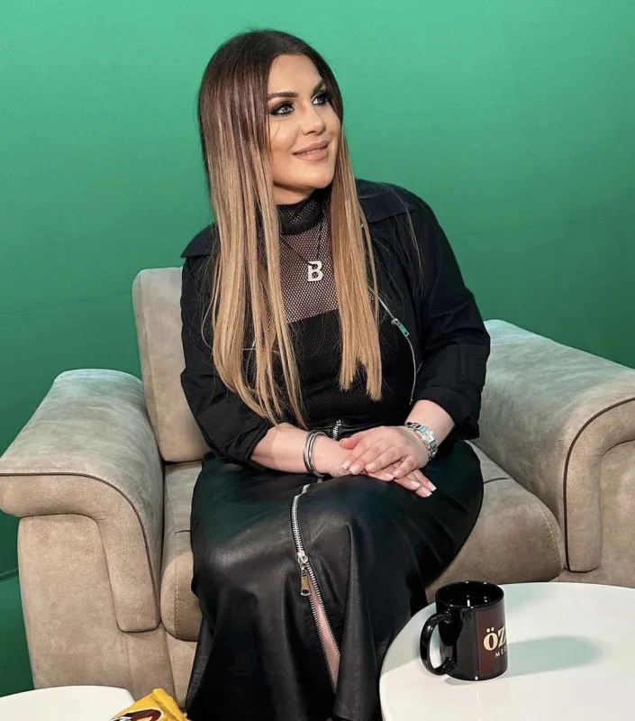 “Bilmirsən kim dostdur, kim düşmən”