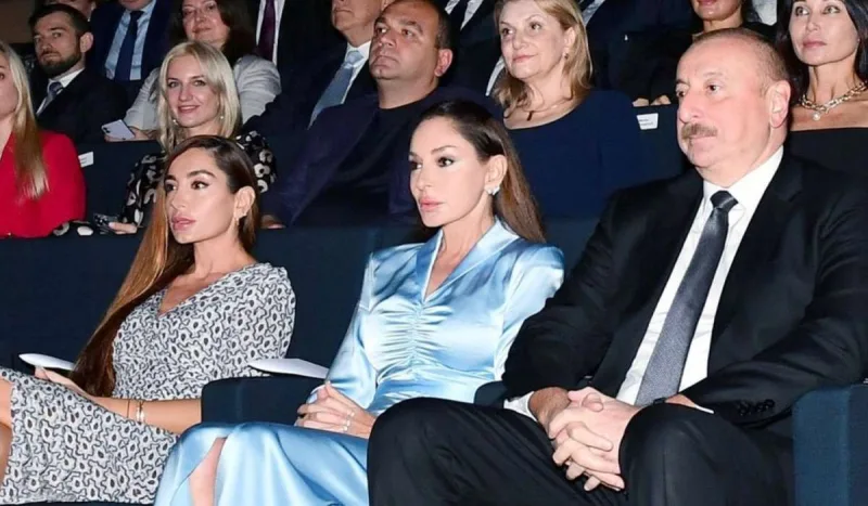Prezident və ailəsi Zərifə Əliyevaya həsr olunan konsertdə