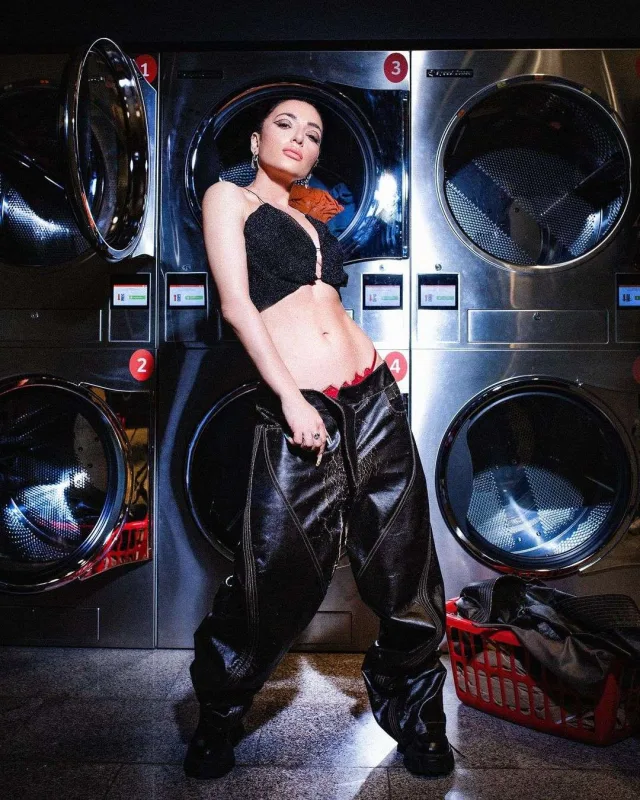 Dilarə rəylərə əhəmiyyət vermədi