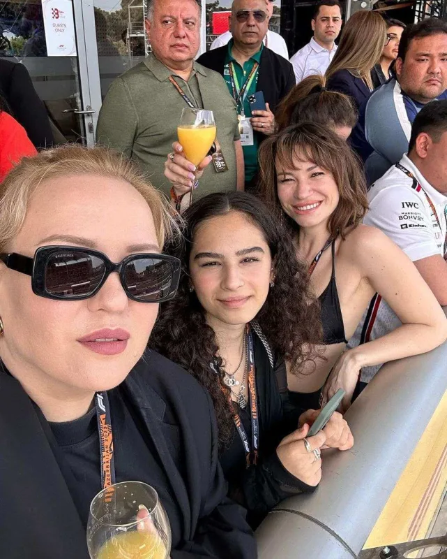 İda Qaliç həftəsonunu Bakıda keçirdi