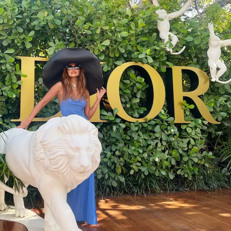 Tətili bitsə də...