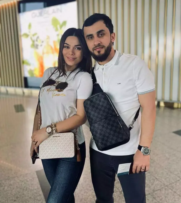 Aysunla Eşqin boşandı