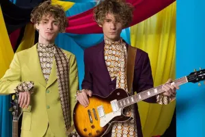 İnstaqram əkizləri tanıdı