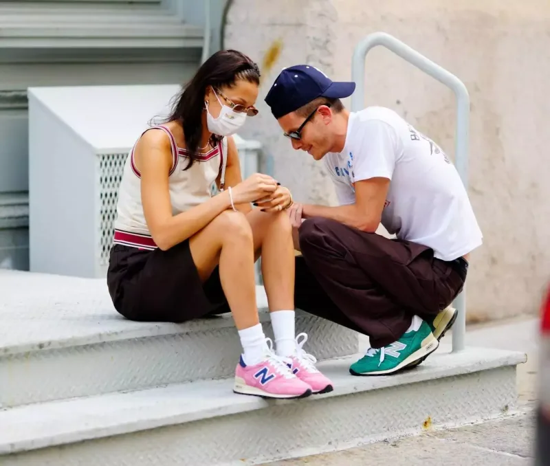 Bella Hadid sevgilisindən ayrıldı