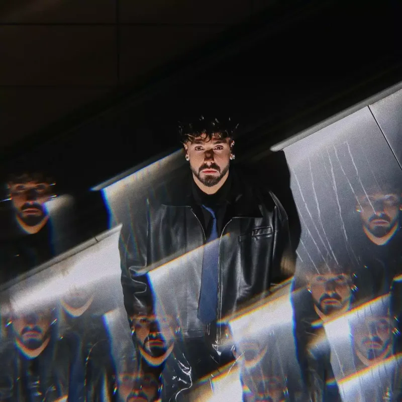 Sefodan müzakirəli geyim