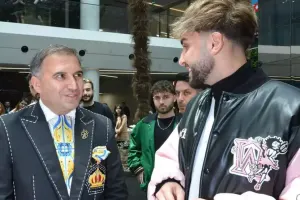 Hacı Nuran Sefo ilə şəkillərini paylaşdı