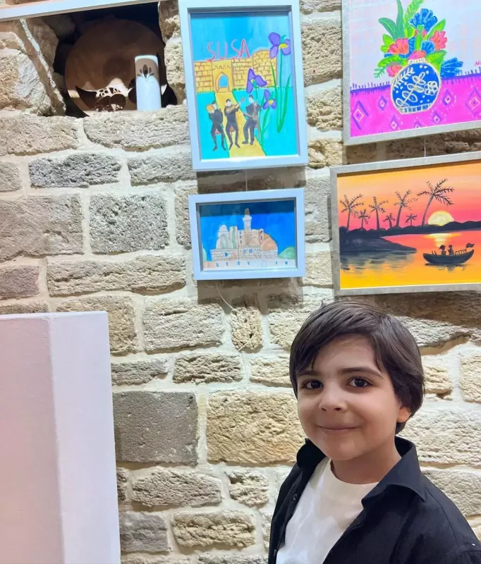 Oğlunun əl işlərini paylaşdı