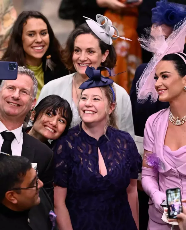 Tacqoyma mərasimində Dianadan ilhamlandı