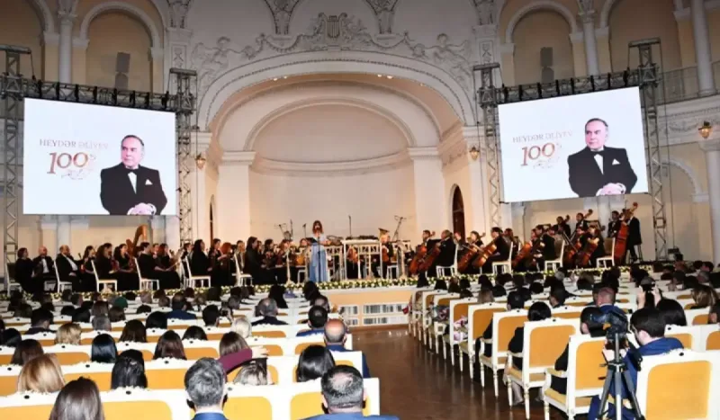 Filarmoniyada Heydər Əliyevə həsr olunmuş konsert