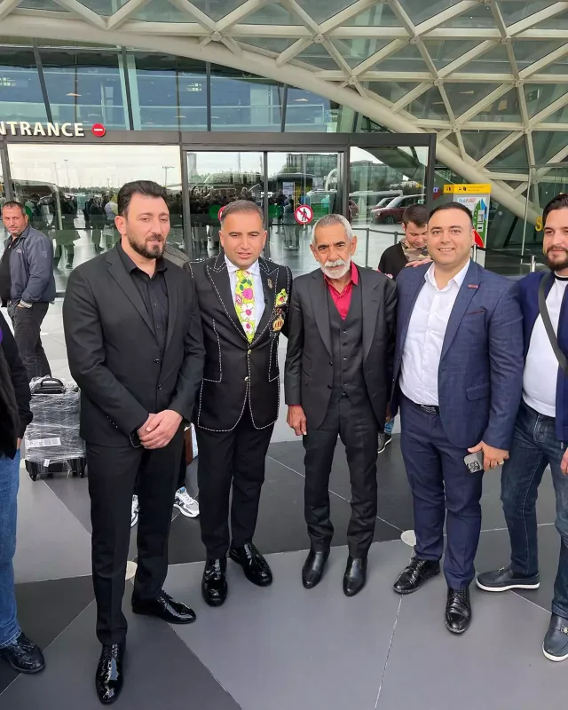 “Kurtlar Vadisi”nin ulduzu Bakıda!