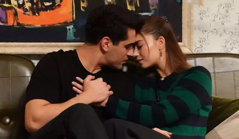 “Mert Afraya evlilik təklifi edib”