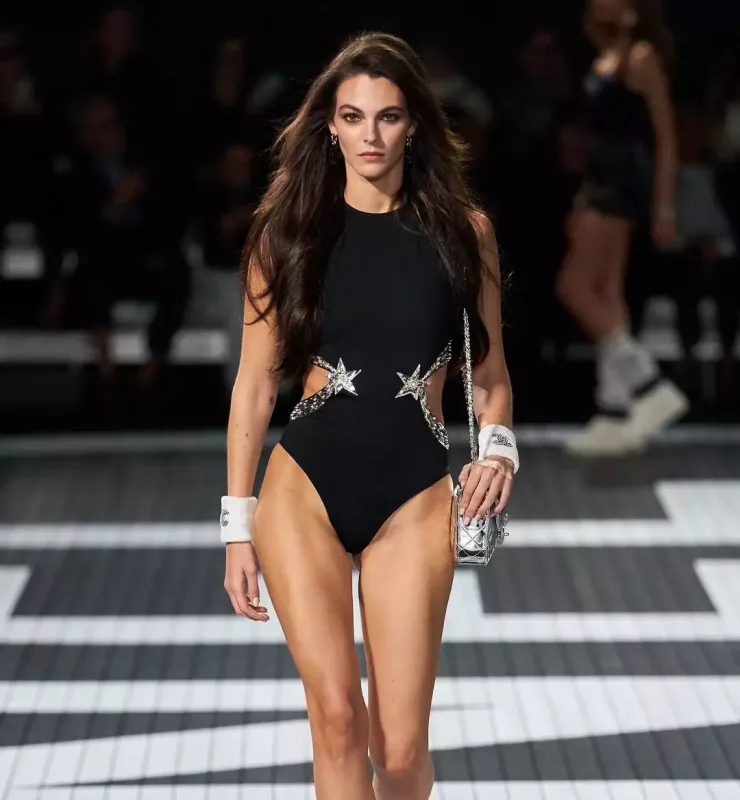 Məşhurlar “Chanel” dəfiləsində