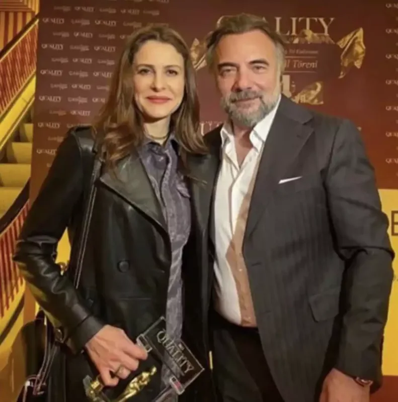 Oktayın serialı 3 mükafat qazandı