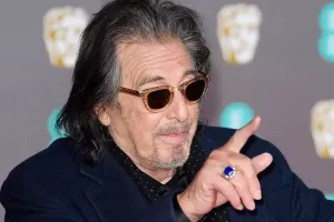 Depp Al Paçinonu seçdi