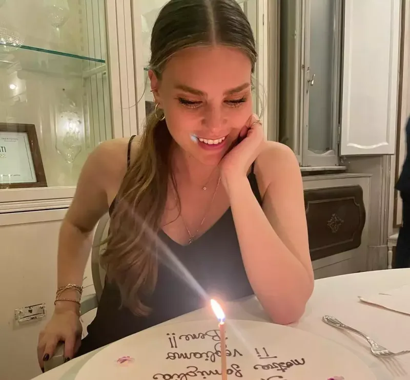 Hamilə olan Aslıdan yeni fotolar