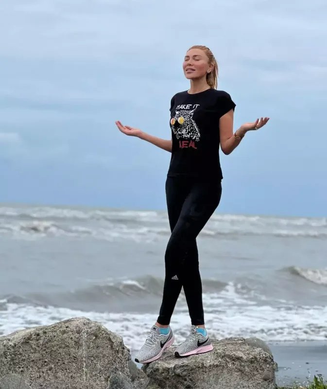 “O qadınlara salam verməyin”