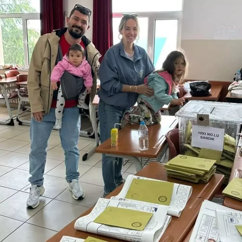 Türk məşhurlar səs verdilər...