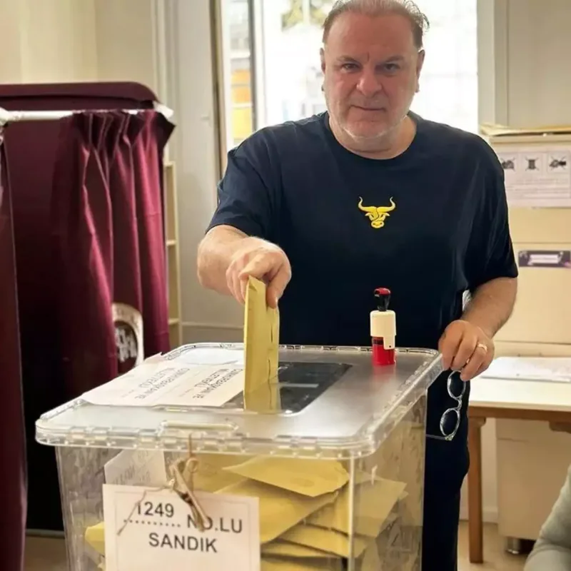 Türk məşhurlar səs verdilər...