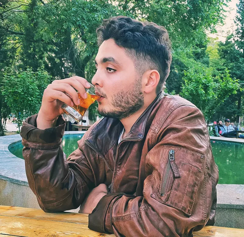 Elvin aktyorlara söz atdı