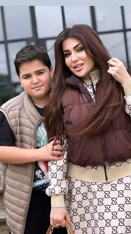 Oğlu Hüseynlə fotosunu paylaşdı