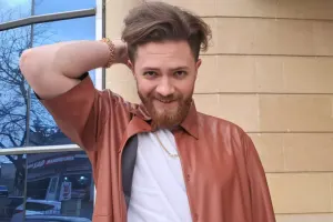 Nadir reallaşdırdığı arzusundan yazdı