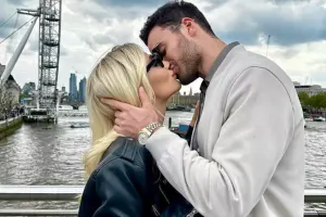 İrem yenə sevgilisi ilə gündəmdə...