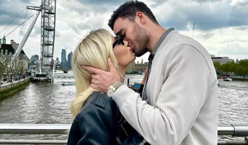 İrem yenə sevgilisi ilə gündəmdə...