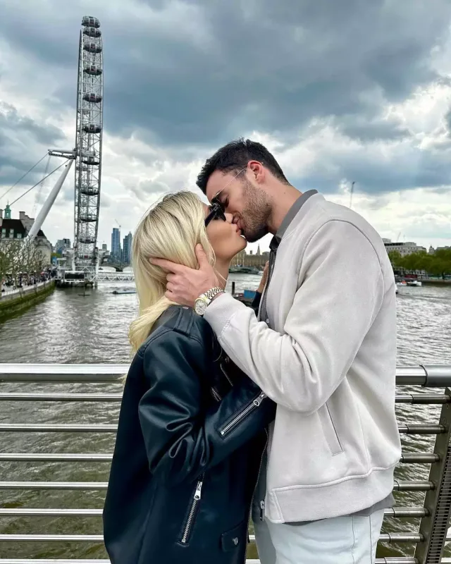 İrem yenə sevgilisi ilə gündəmdə...