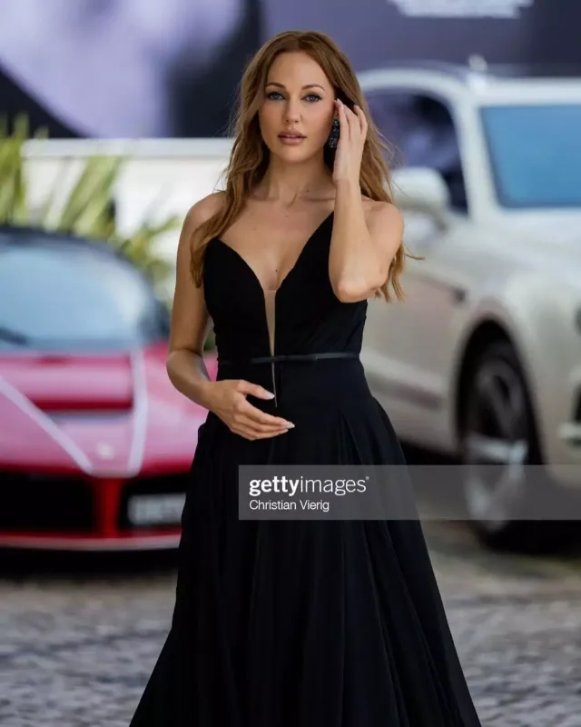 “Kann”ın ikinci günündən fotolar...