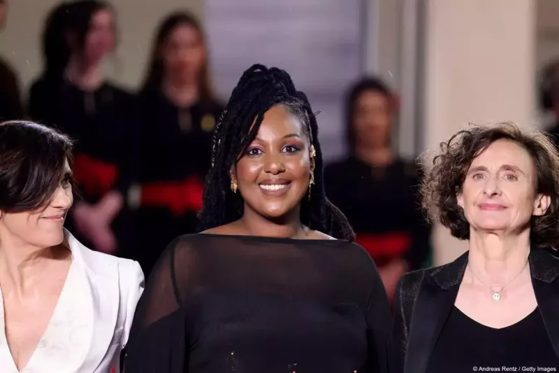 “Kann”ın ikinci günündən fotolar...