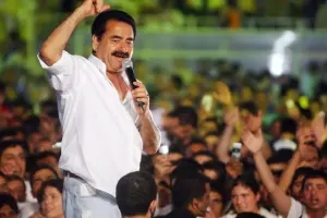 İbrahim Tatlısesin Bakı konserti təxirə düşdü - Yenilənib