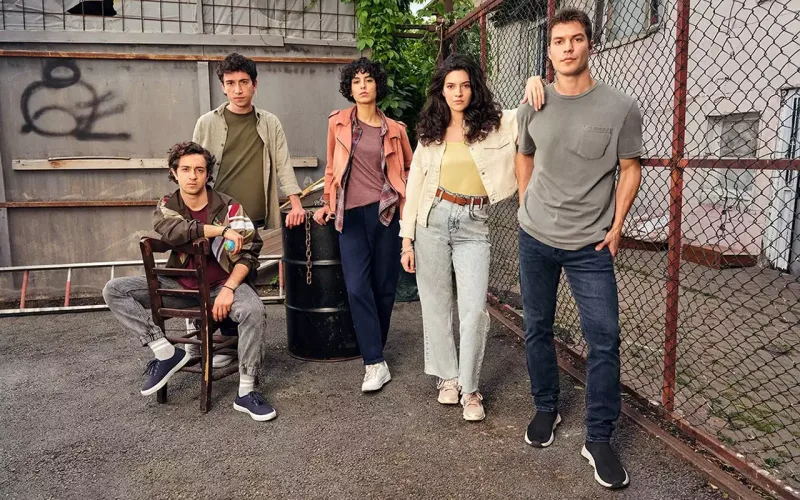 Bu türk serialı final edir