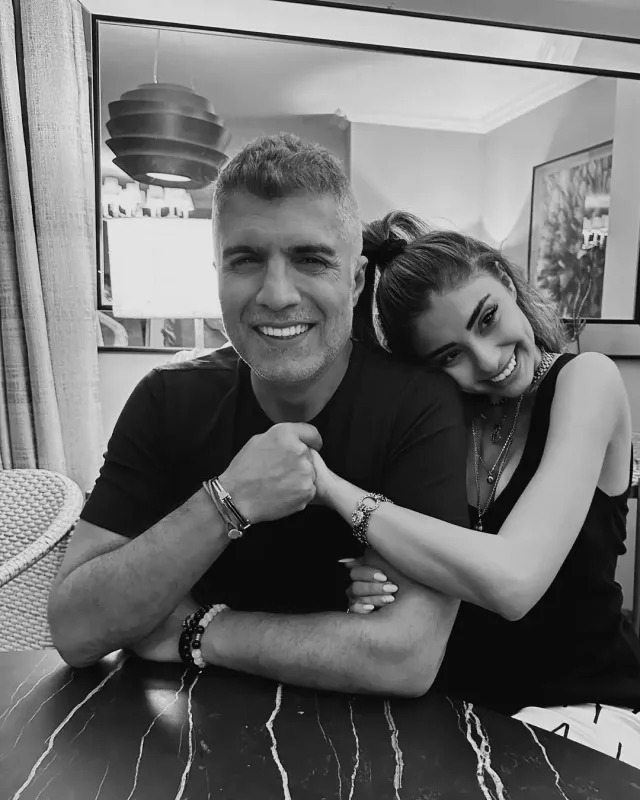 51 yaşını xanımı ilə keçirdi