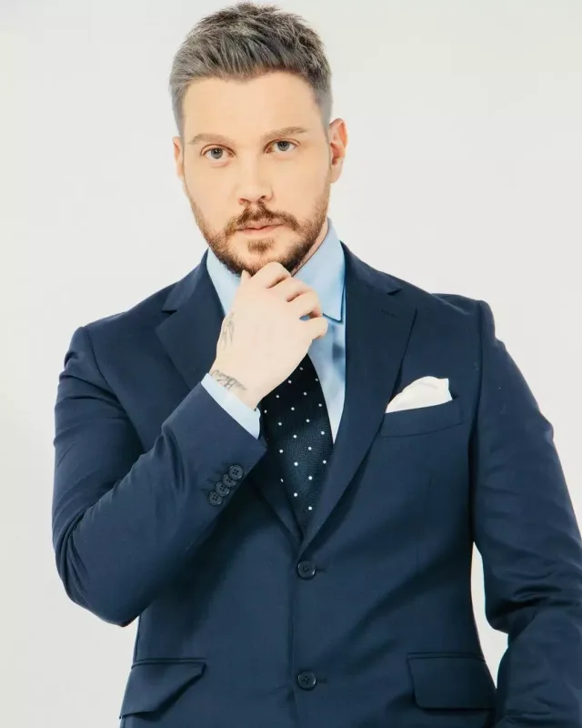 Seçkidən sonra Sinanı bloka atdı