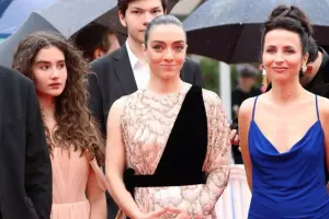 Mervenin Kann “look”ları