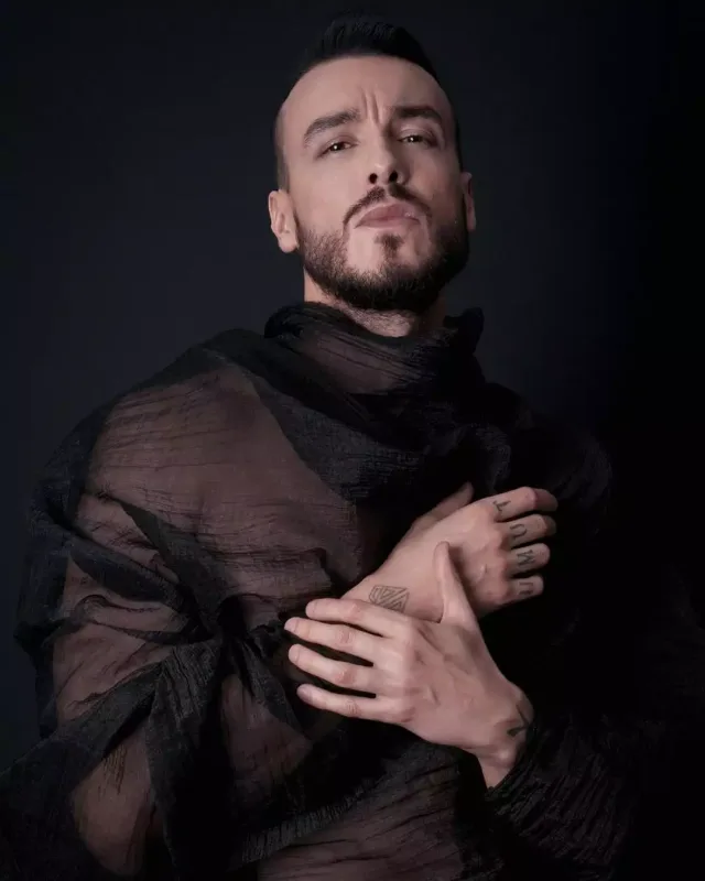 “Sizə neçə illik gey lazımdır?”