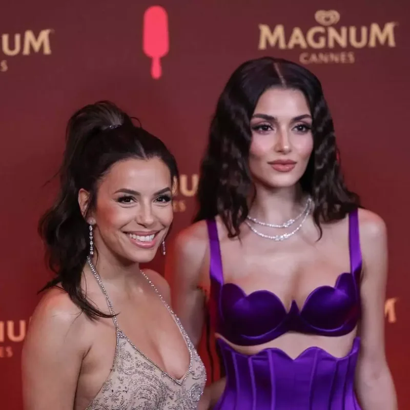 Hande Erçel “Desperate Housewives”ın ulduzu ilə