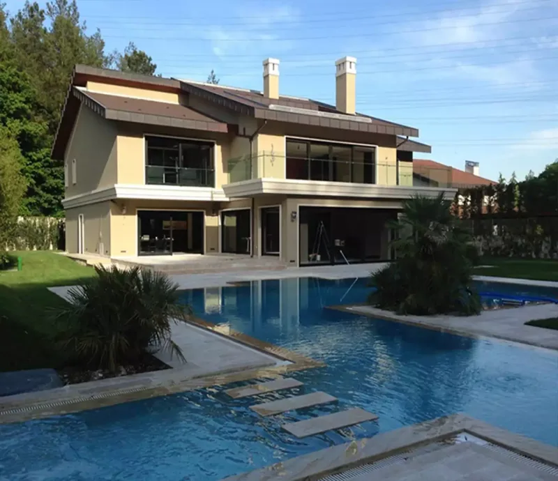 Villasını fantastik qiymətə satdı