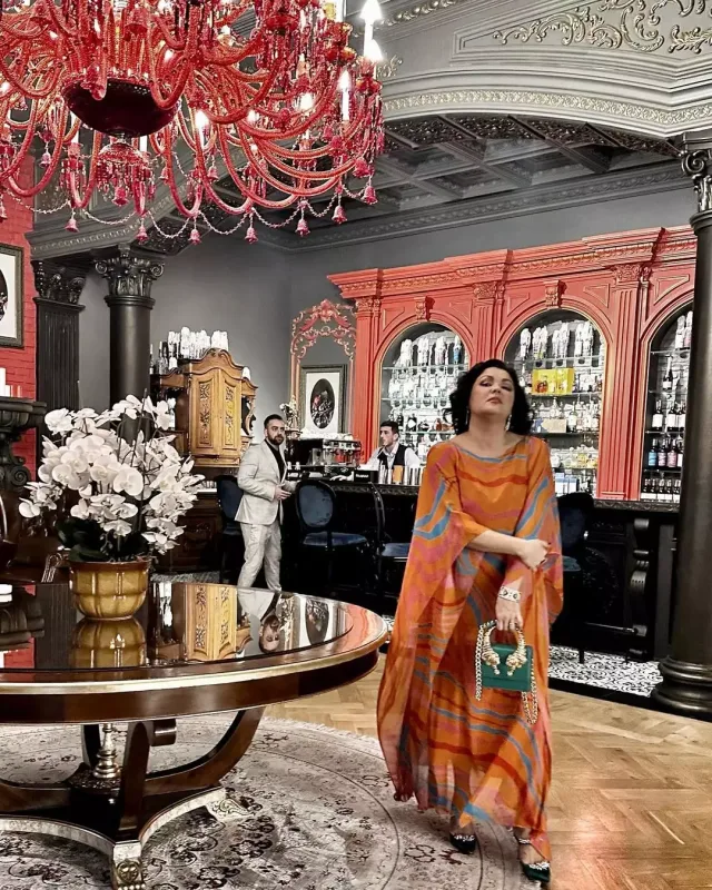 Netrebko Azərbaycan mahnısına oynadı