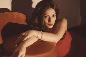 Turanə yenə söz atdı