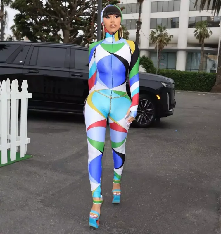 Kardi Bi brendinin təqdimatında