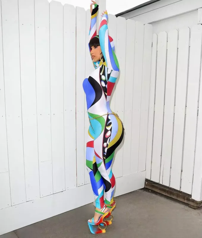 Kardi Bi brendinin təqdimatında