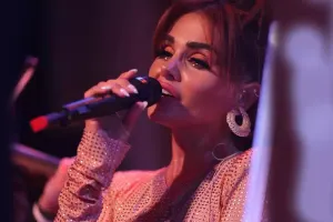 Günel 20 mahnılıq albom çıxarır