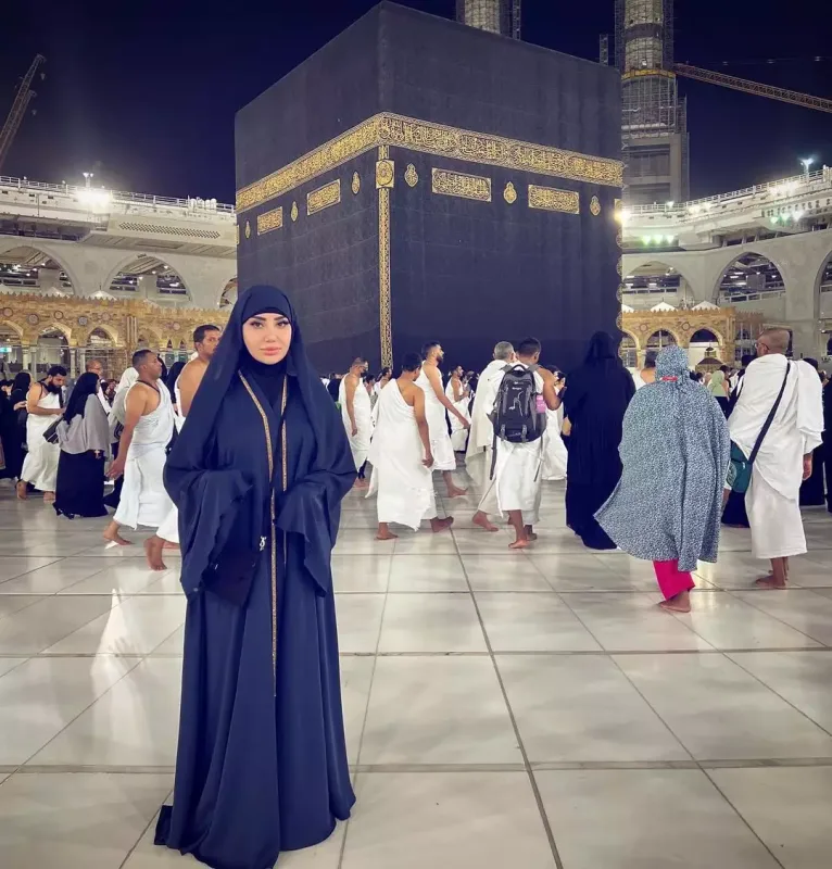 Nigar Məkkəni ziyarət etdi