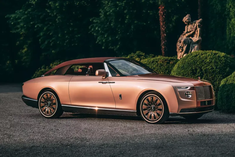 İkardi ən bahalı avtomobili aldı